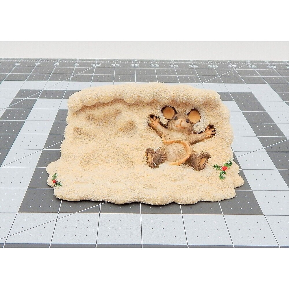Charming Tails Maxine Making Snow Angels Mouse Figurine 5 inch Silvestri